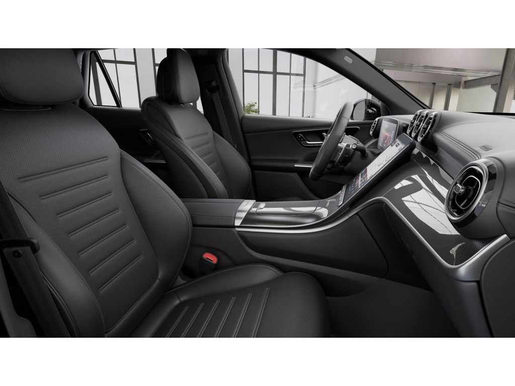 2026 Mercedes Benz GLC 43 photo 4