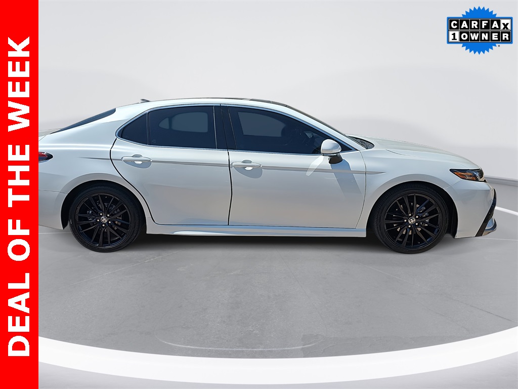 2023 Toyota Camry XSE V6 photo 2