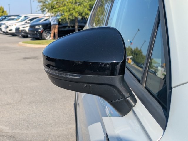 2022 Volkswagen Tiguan SE R-Line Black photo 9