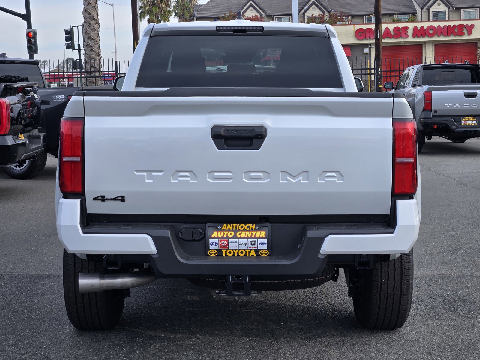 2025 Toyota Tacoma TRD Sport Double Cab photo 4
