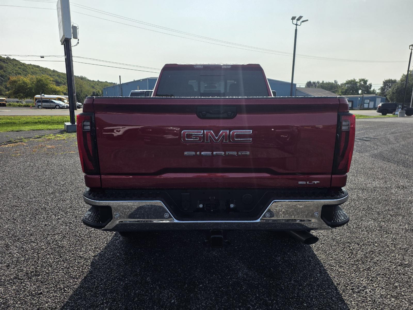 2026 Gmc Sierra 2500 HD SLT photo 4