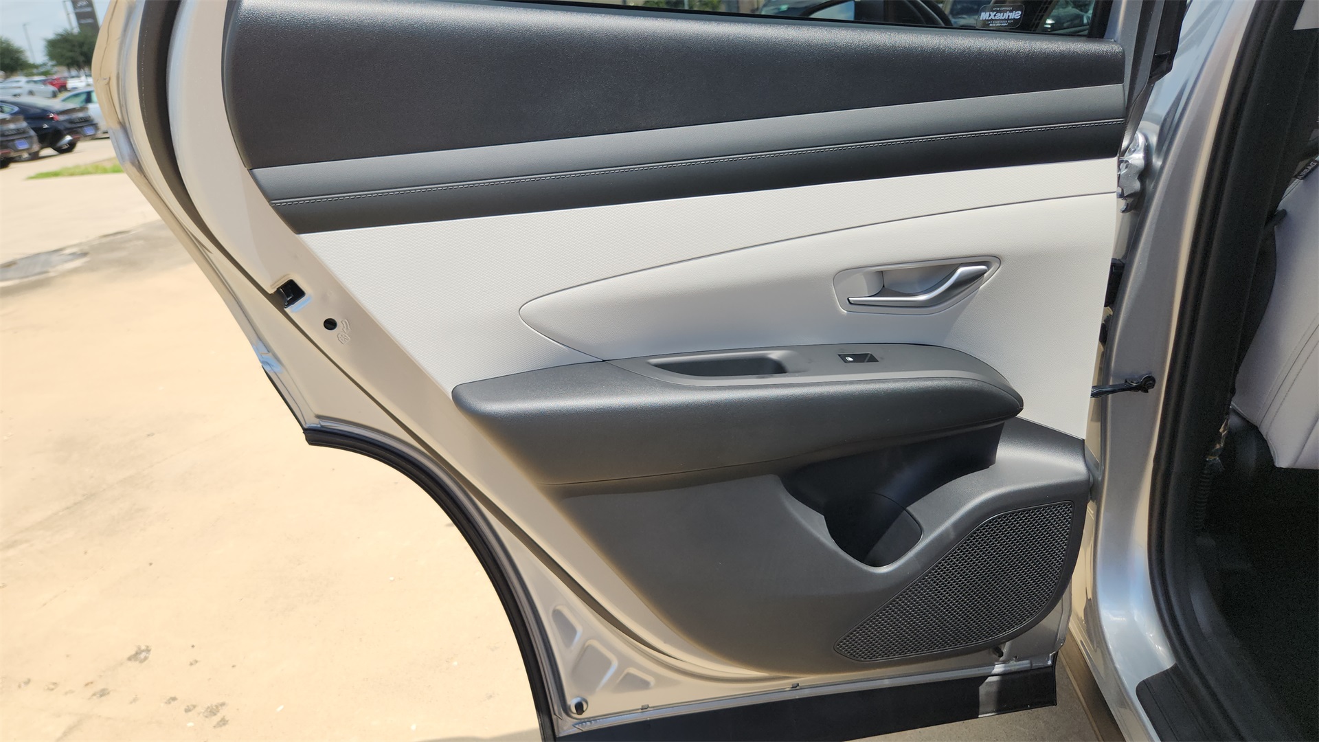 2025 Hyundai Tucson SEL photo 16