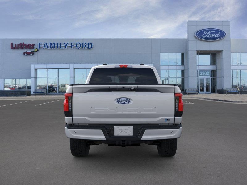 2025 Ford F-150 Lightning photo 7