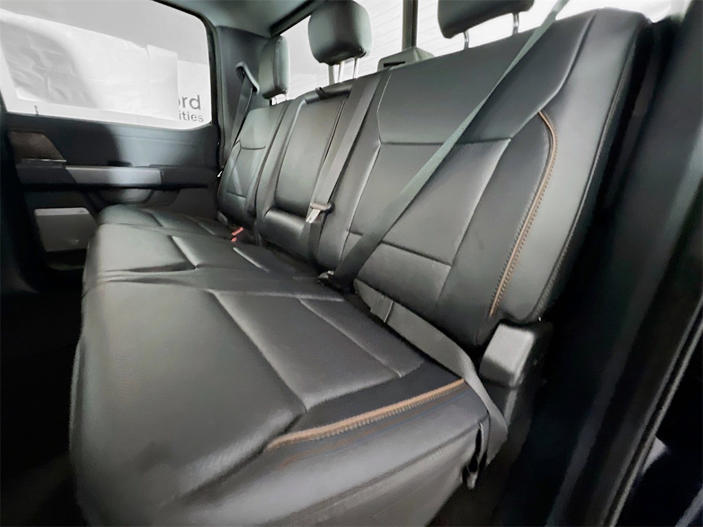 2025 Ford F-250 Lariat photo 28