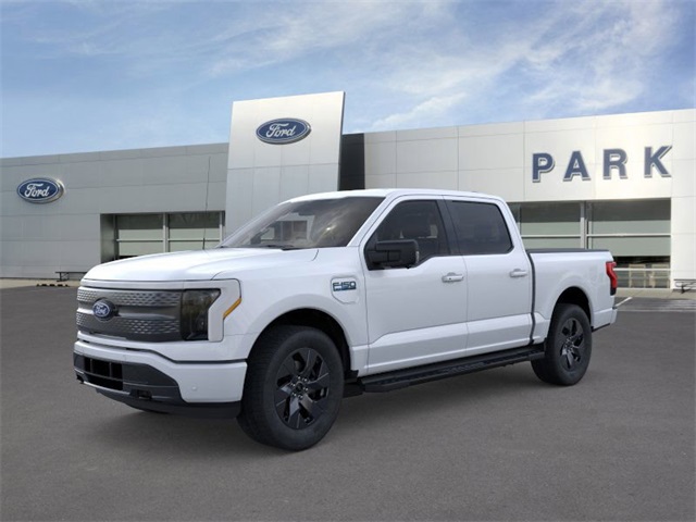 2025 Ford F-150 Lightning Flash's photo