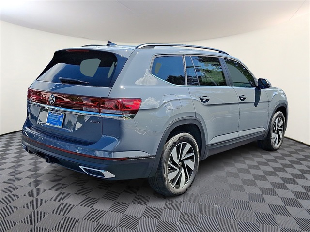 2025 Volkswagen Atlas SE Technology photo 6