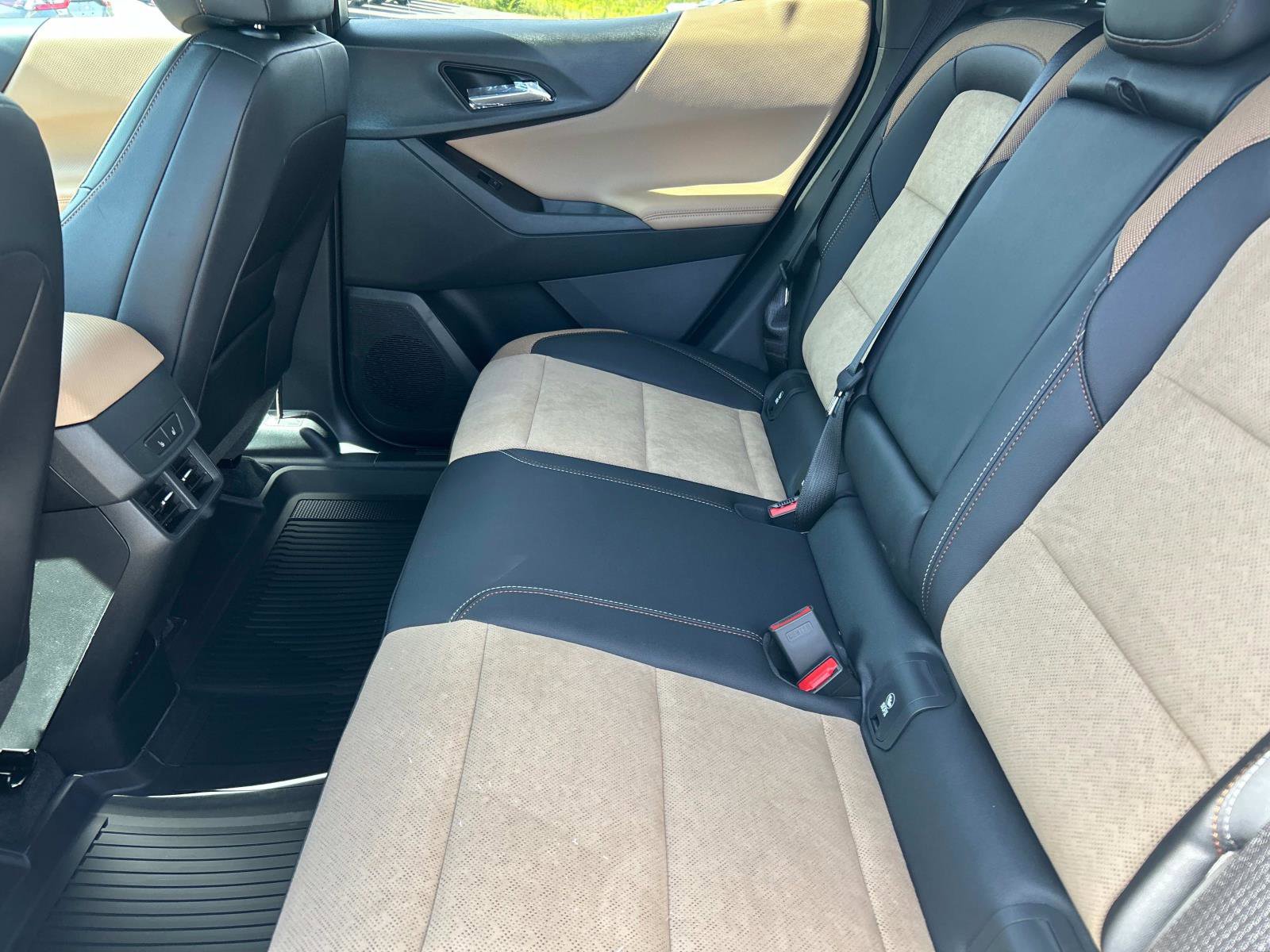 2026 Chevrolet Equinox ACTIV photo 18