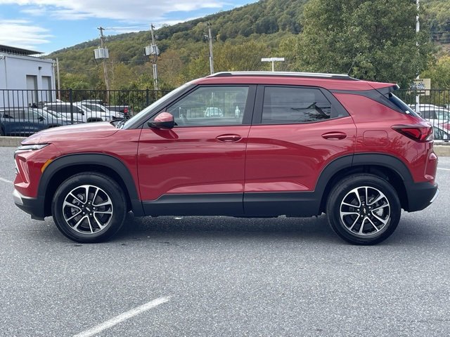 2026 Chevrolet Trailblazer LT photo 4