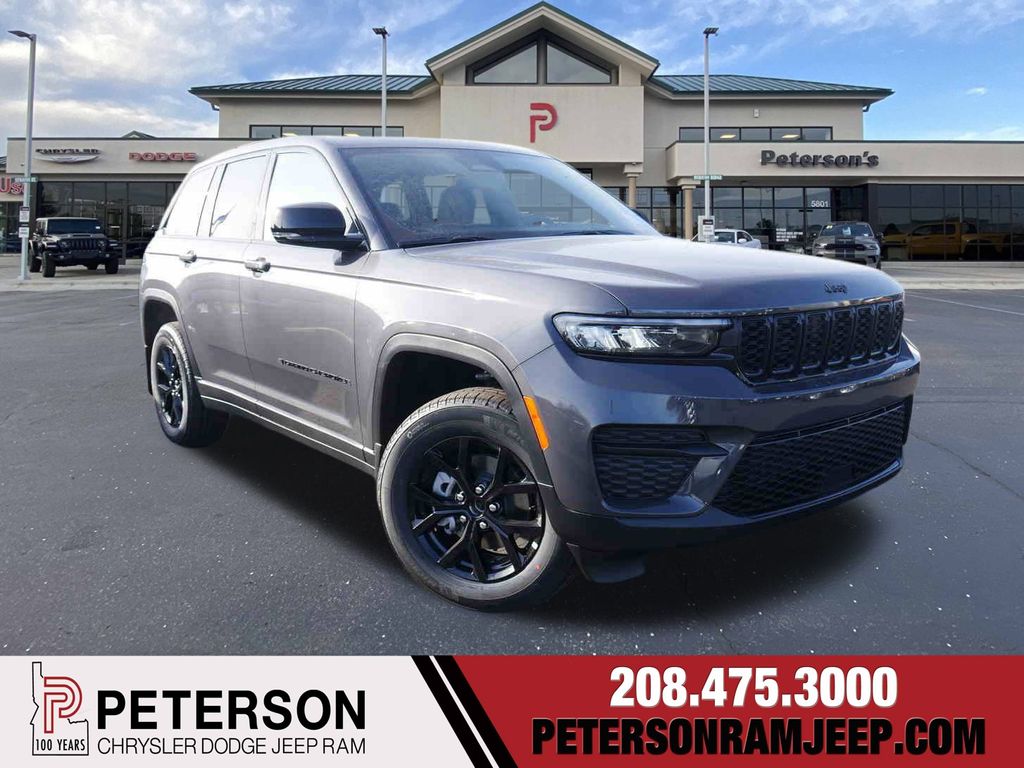 2025 Jeep Grand Cherokee Altitude's photo