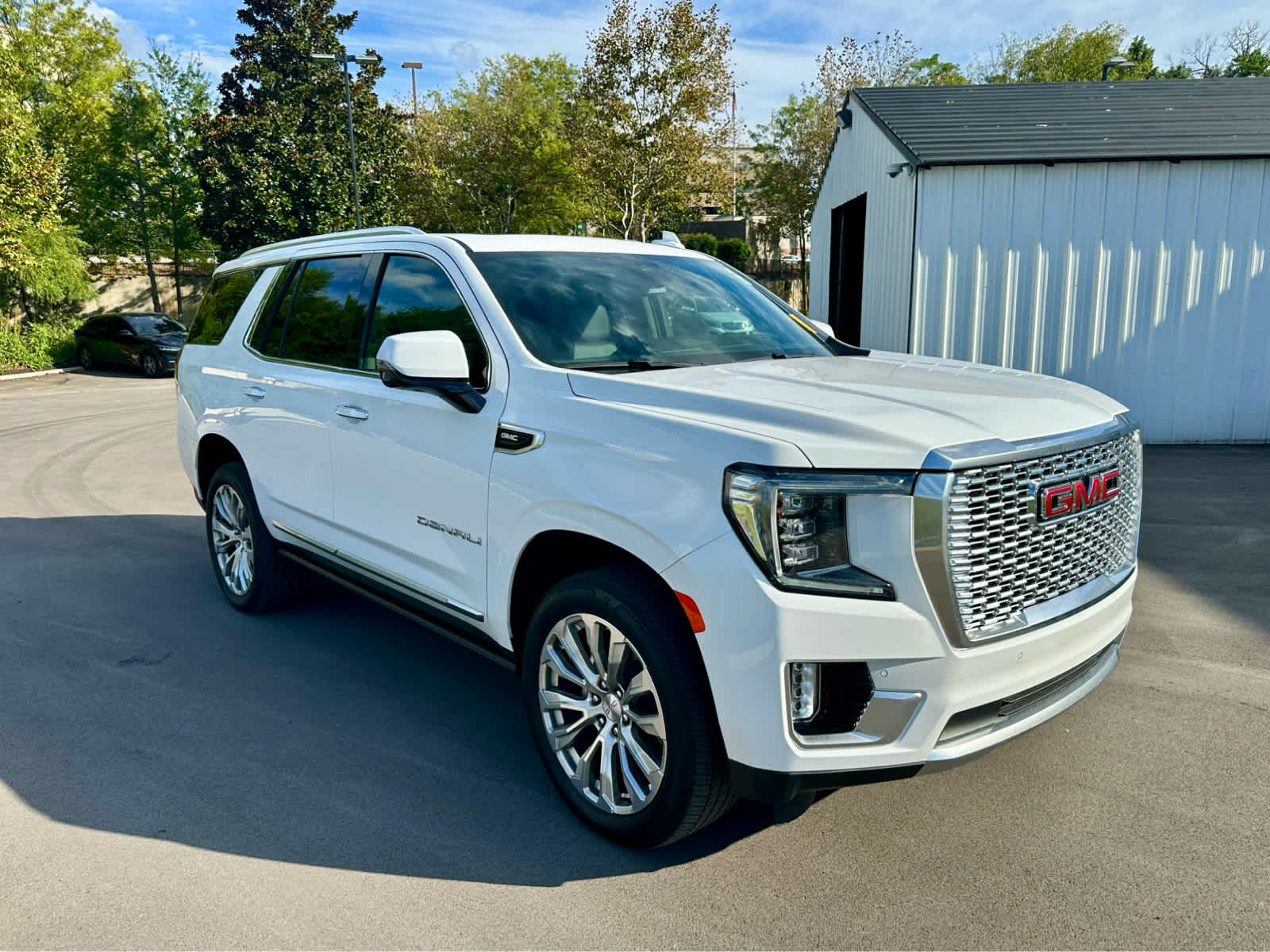 2024 Gmc Yukon Denali photo 3