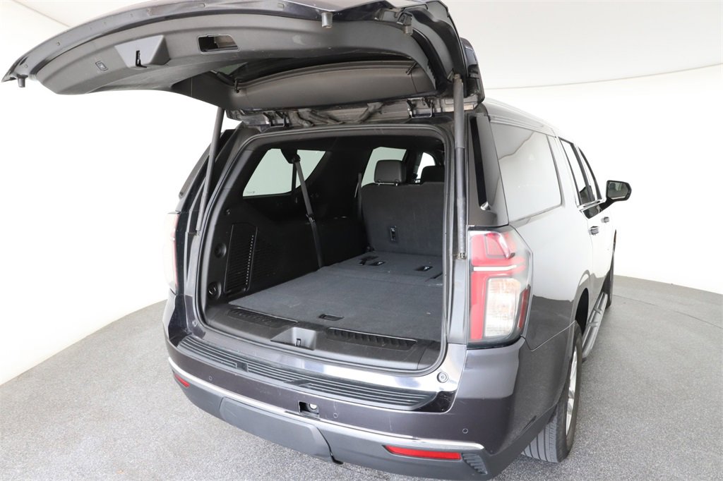2023 Chevrolet Suburban LT photo 31