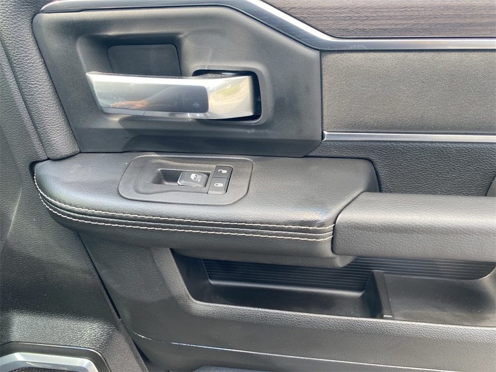 2025 Ram 2500 Laramie photo 22