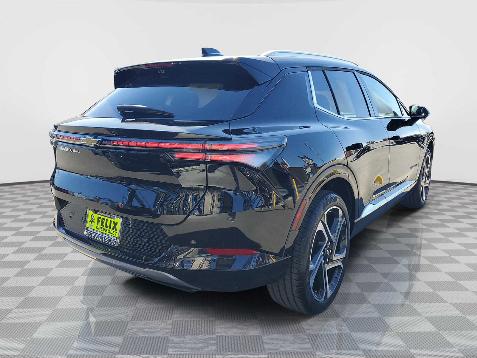 2026 Chevrolet Equinox EV 1LT photo 3