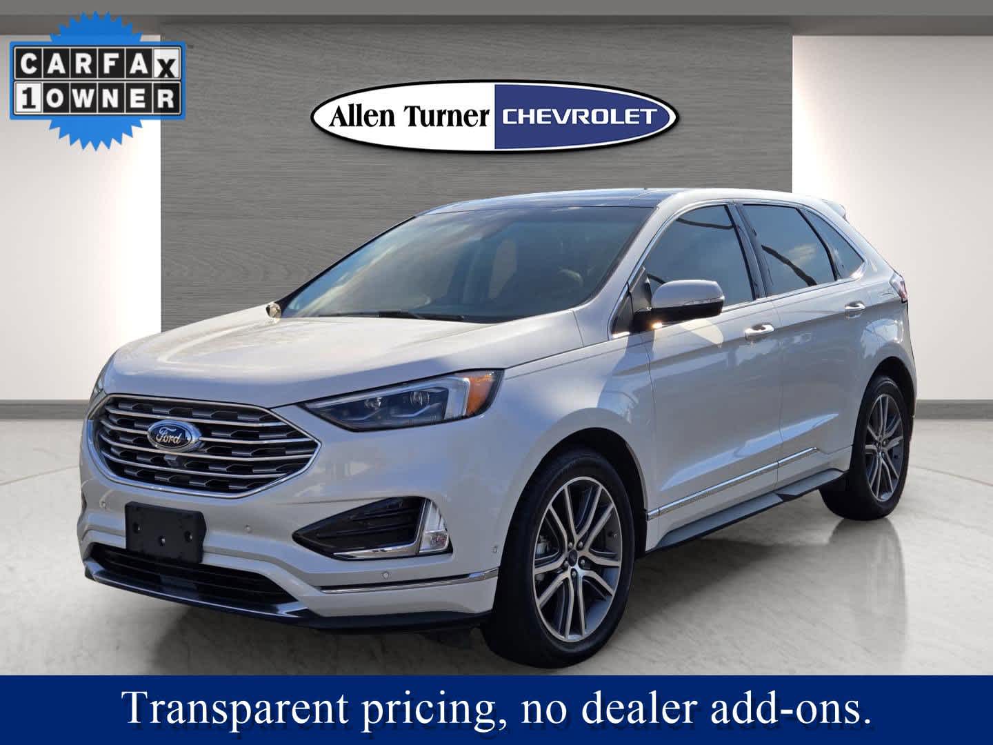 2019 Ford Edge Titanium photo 3