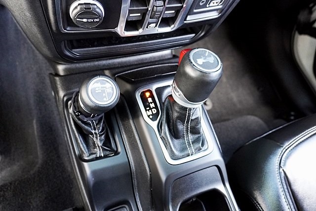 2022 Jeep Wrangler Unlimited Sahara 4xe photo 28