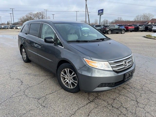 2013 Honda Odyssey EX's photo