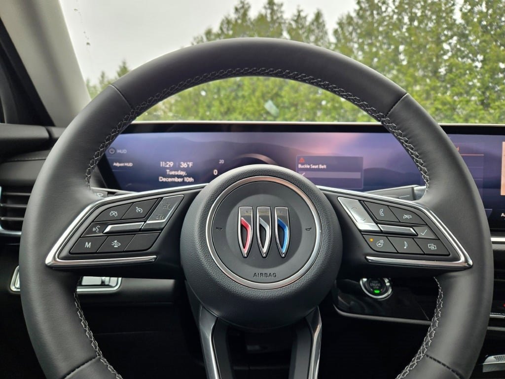 2025 Buick Envision Preferred photo 30
