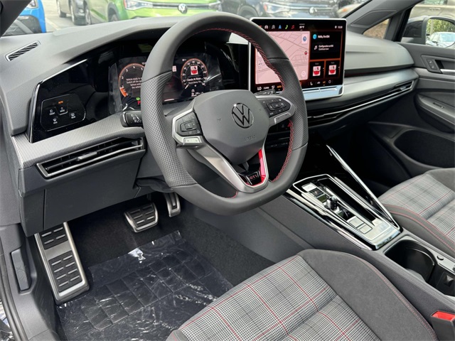 2025 Volkswagen Golf GTI S photo 2