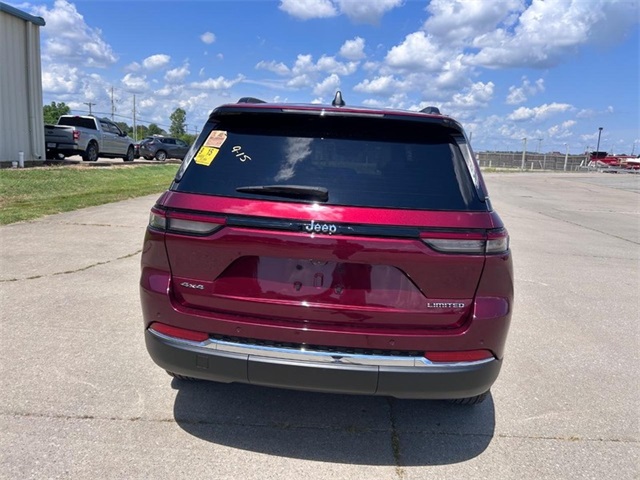 2022 Jeep Grand Cherokee Limited photo 3