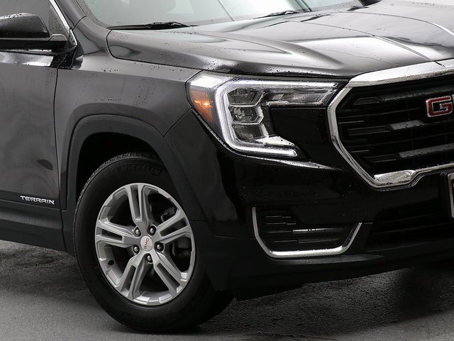 2022 Gmc Terrain SLE photo 3