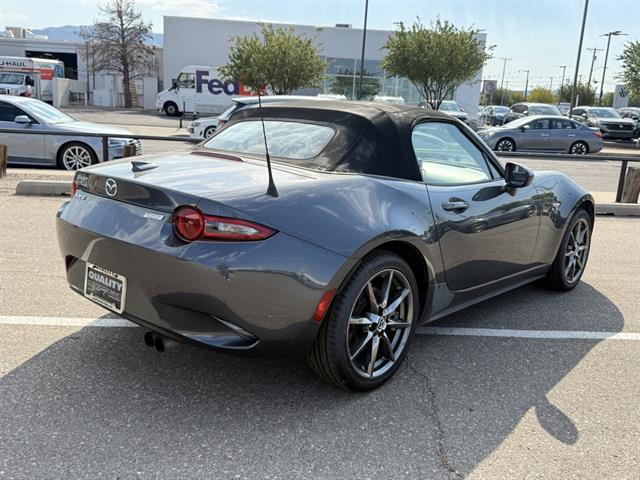 2016 Mazda MX-5 Miata Miata Grand Touring photo 3