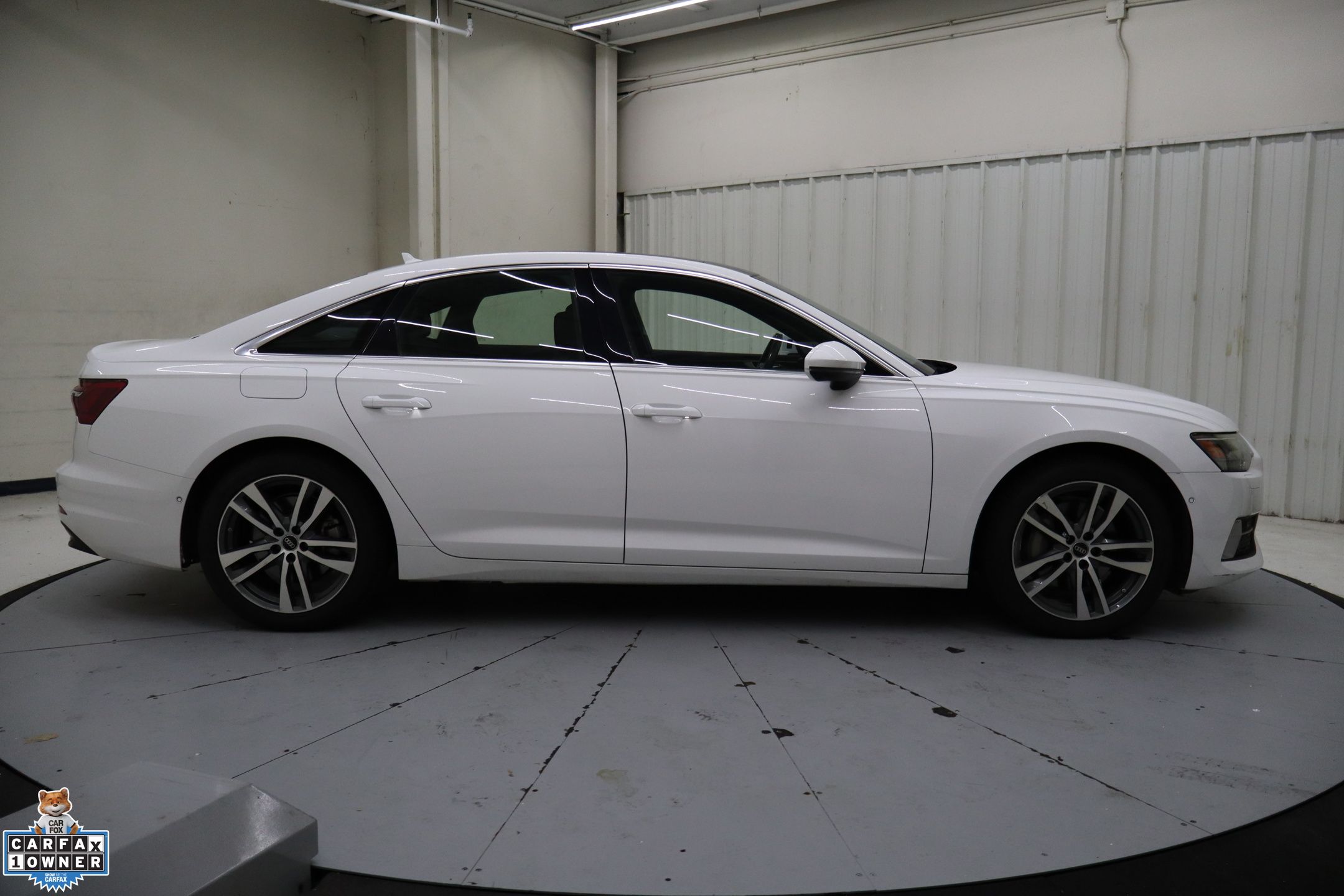 2023 Audi A6 Premium Quattro photo 2