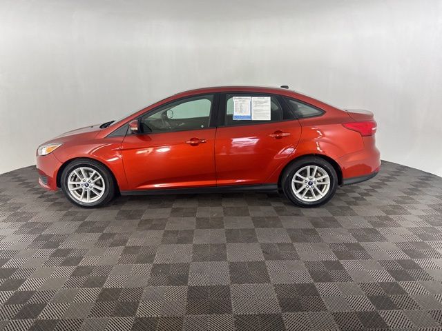 2018 Ford Focus SE photo 6