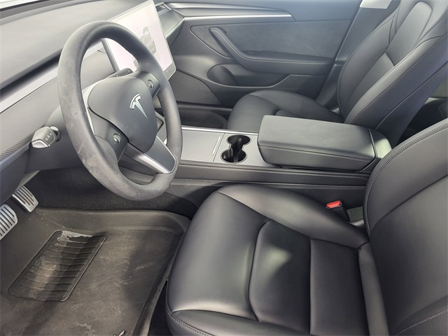 2022 Tesla Model 3 Long Range photo 9