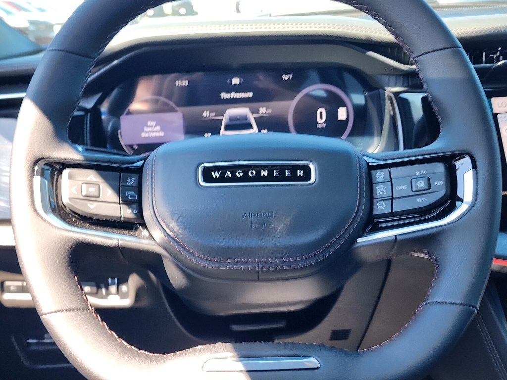 2025 Jeep Wagoneer S Limited photo 10