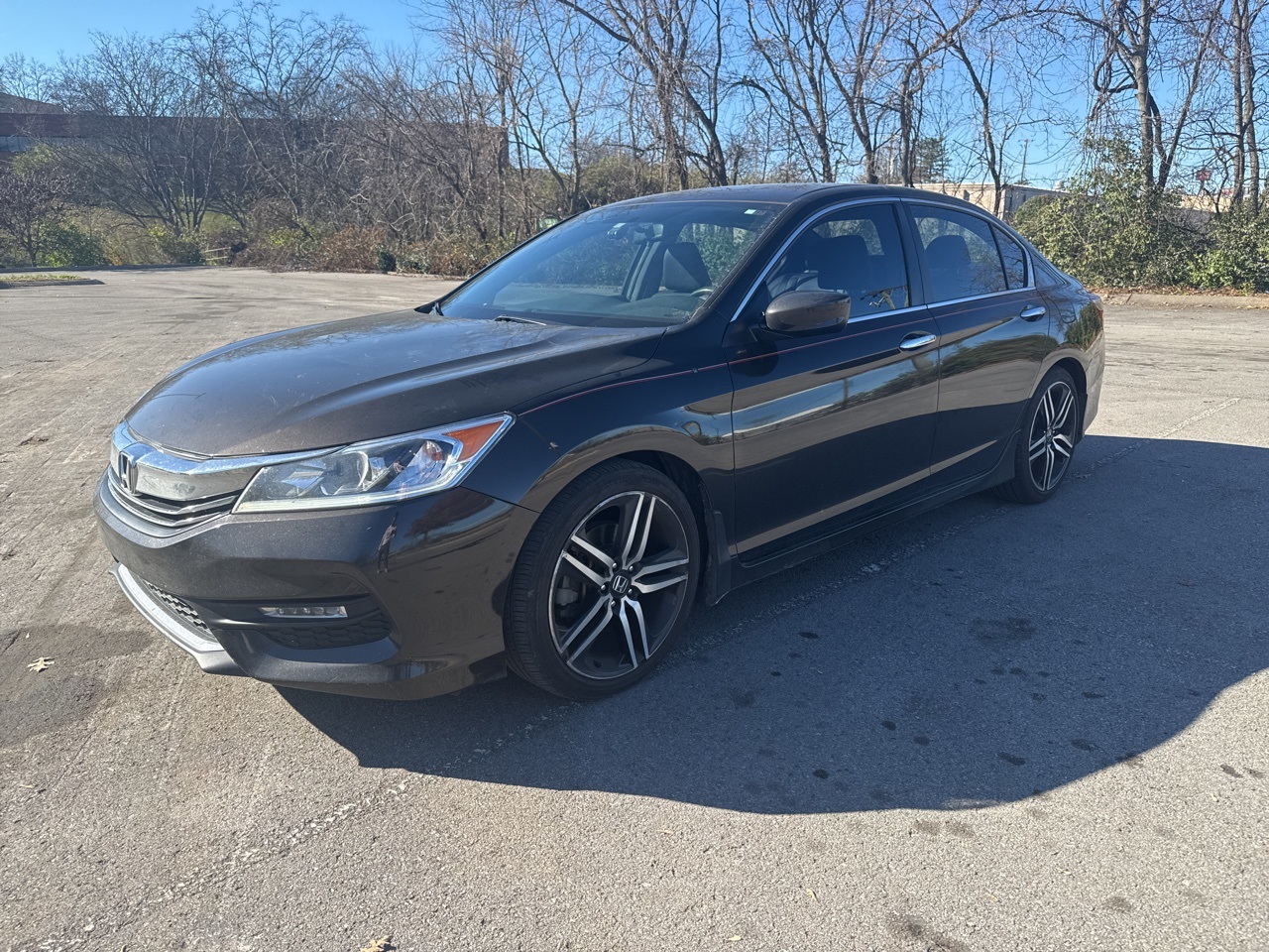 2017 Honda Accord Sport SE's photo