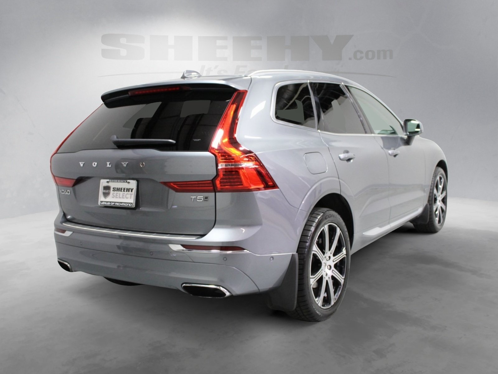 2021 Volvo XC60 T5 Inscription photo 3