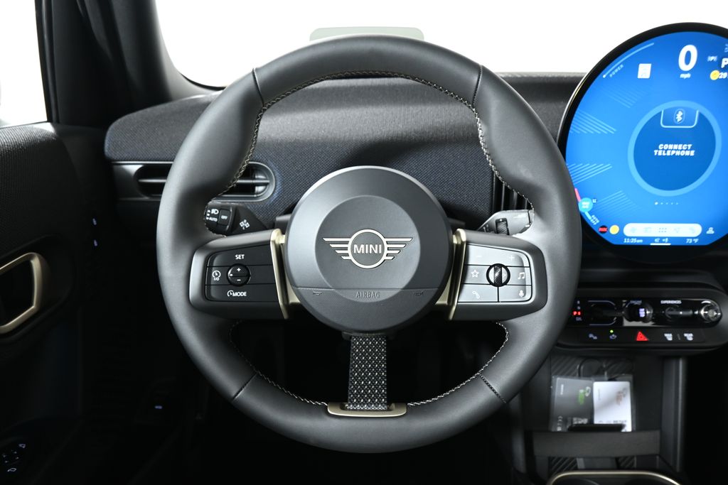 2026 Mini Cooper Hardtop 4 Door Signature photo 13