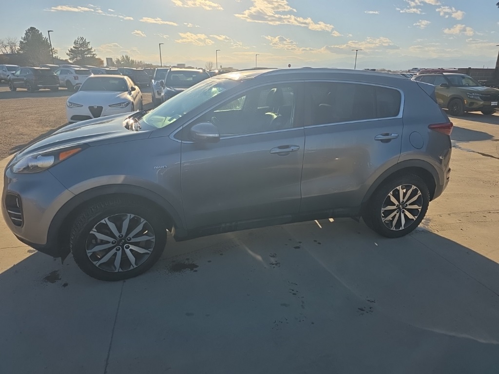 2017 Kia Sportage EX photo 2
