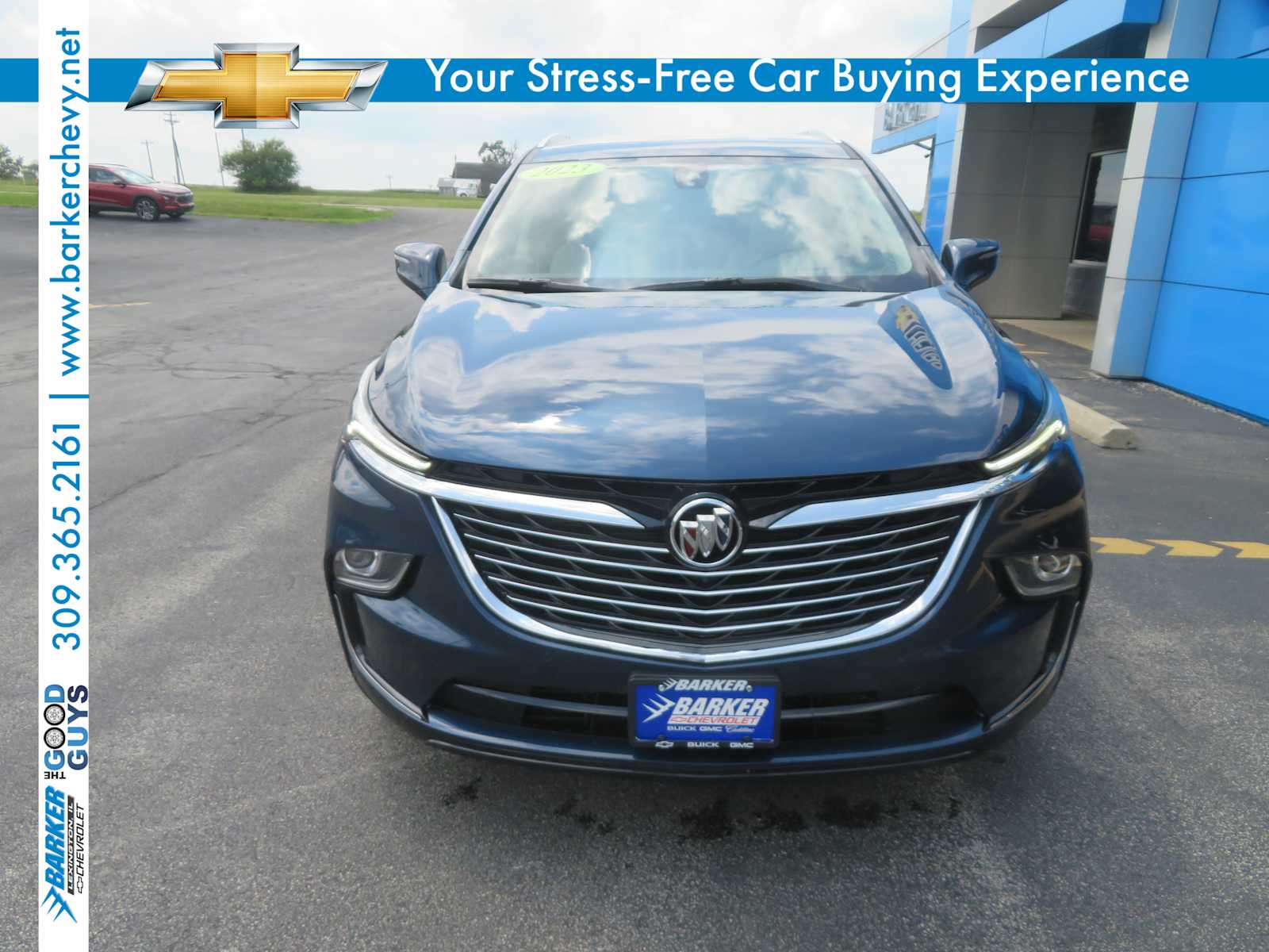 2023 Buick Enclave Premium photo 2