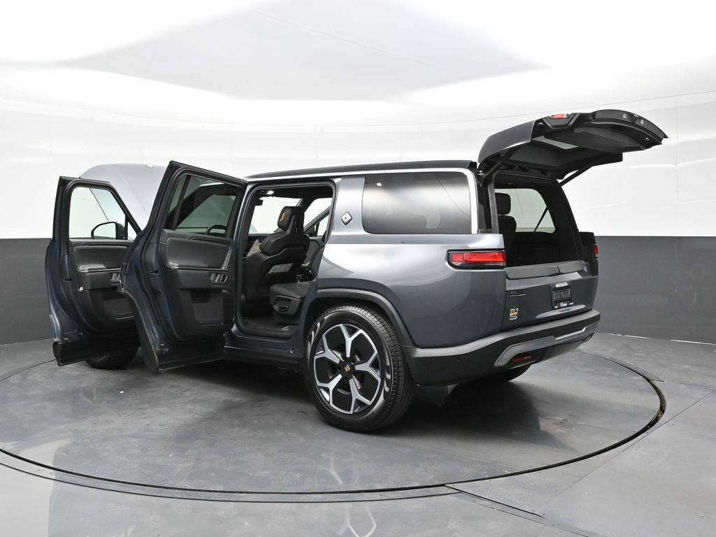 2023 Rivian R1S Adventure photo 31