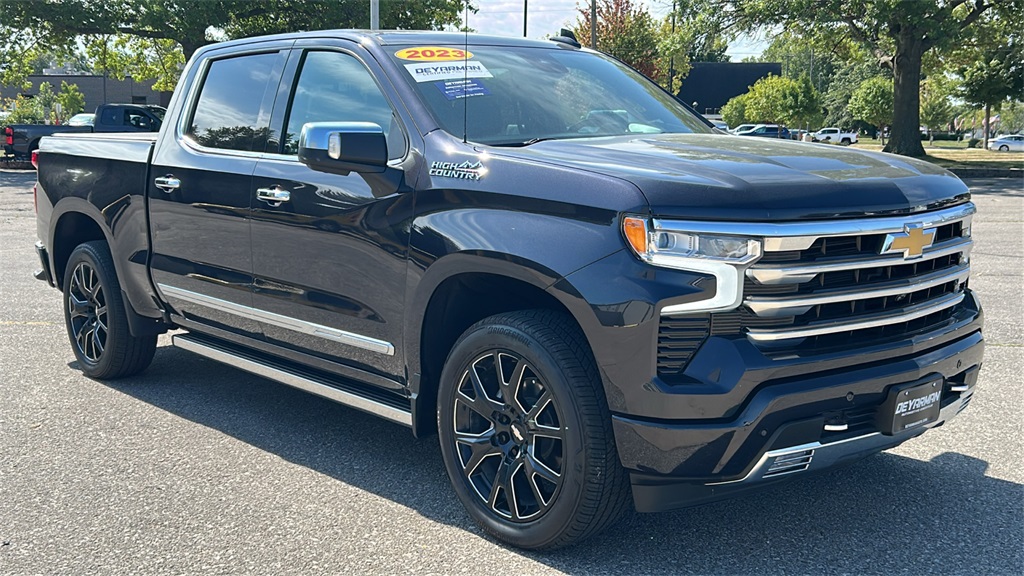 2023 Chevrolet Silverado 1500 High Country's photo