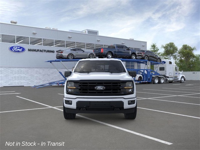 2025 Ford F-150 XLT photo 4