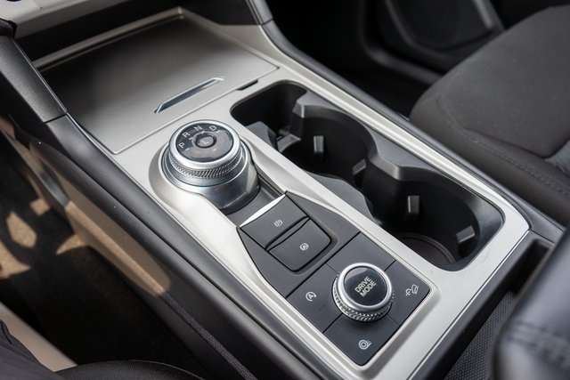 2023 Ford Explorer XLT photo 22