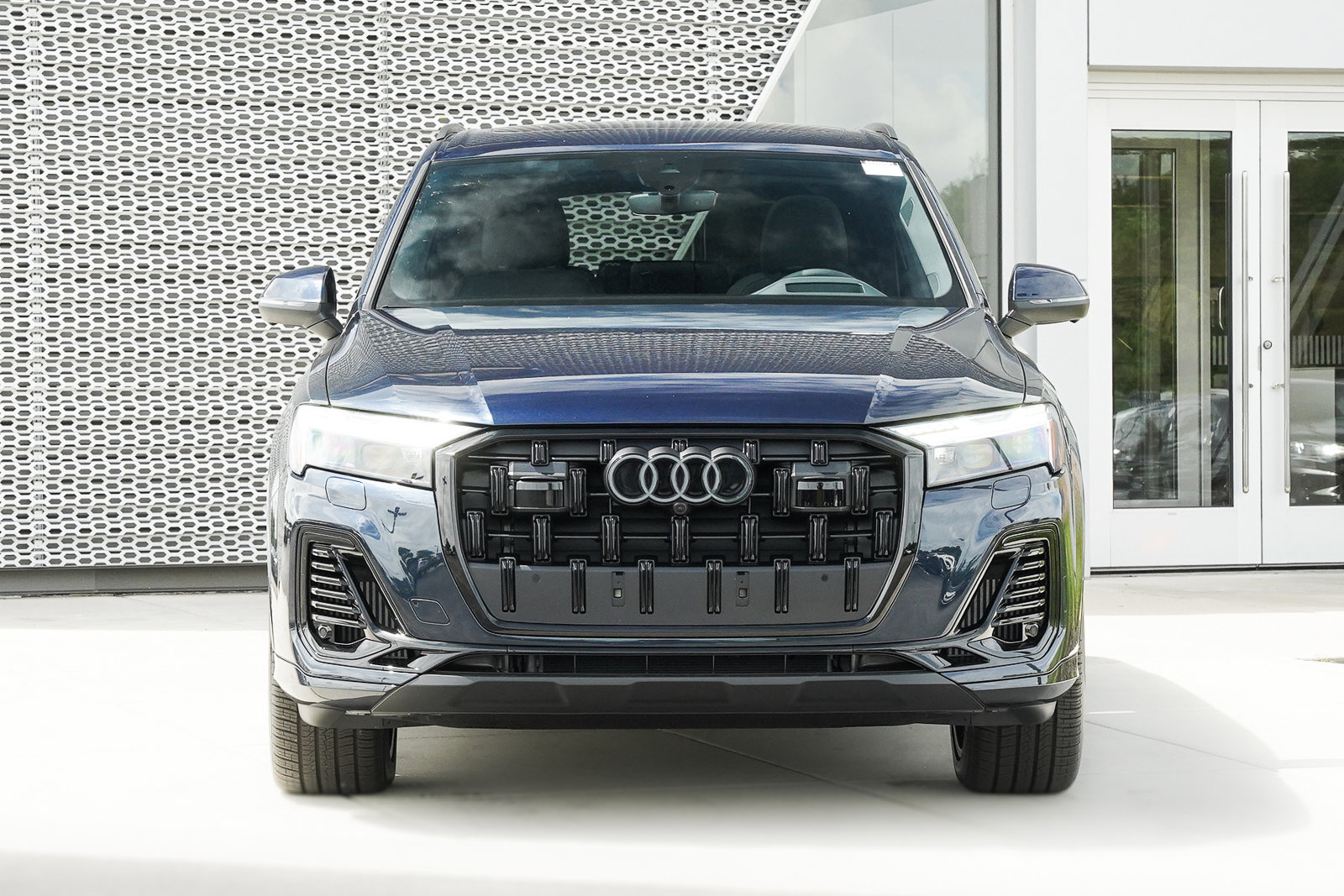2025 Audi Q7 Prestige photo 30
