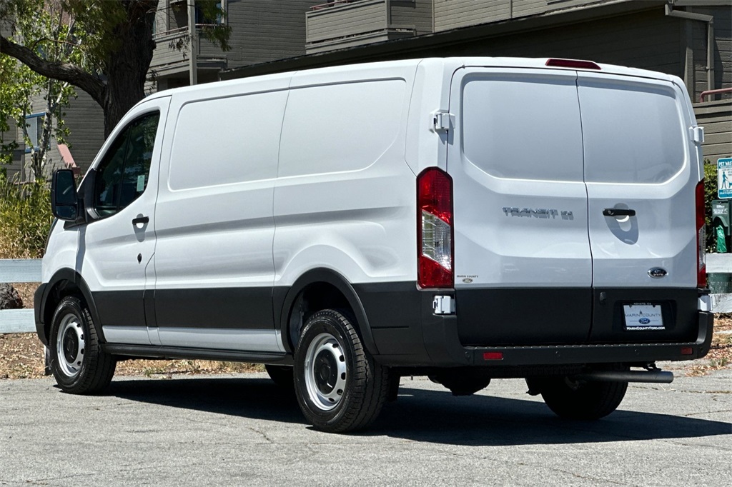 2025 Ford Transit photo 5