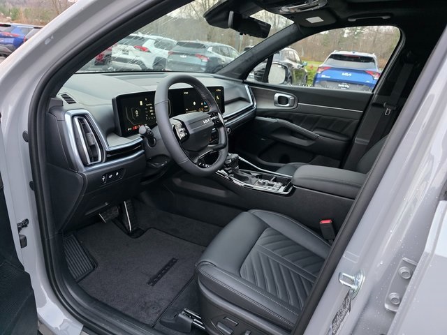 2026 Kia Sorento X-Line SX Prestige photo 3