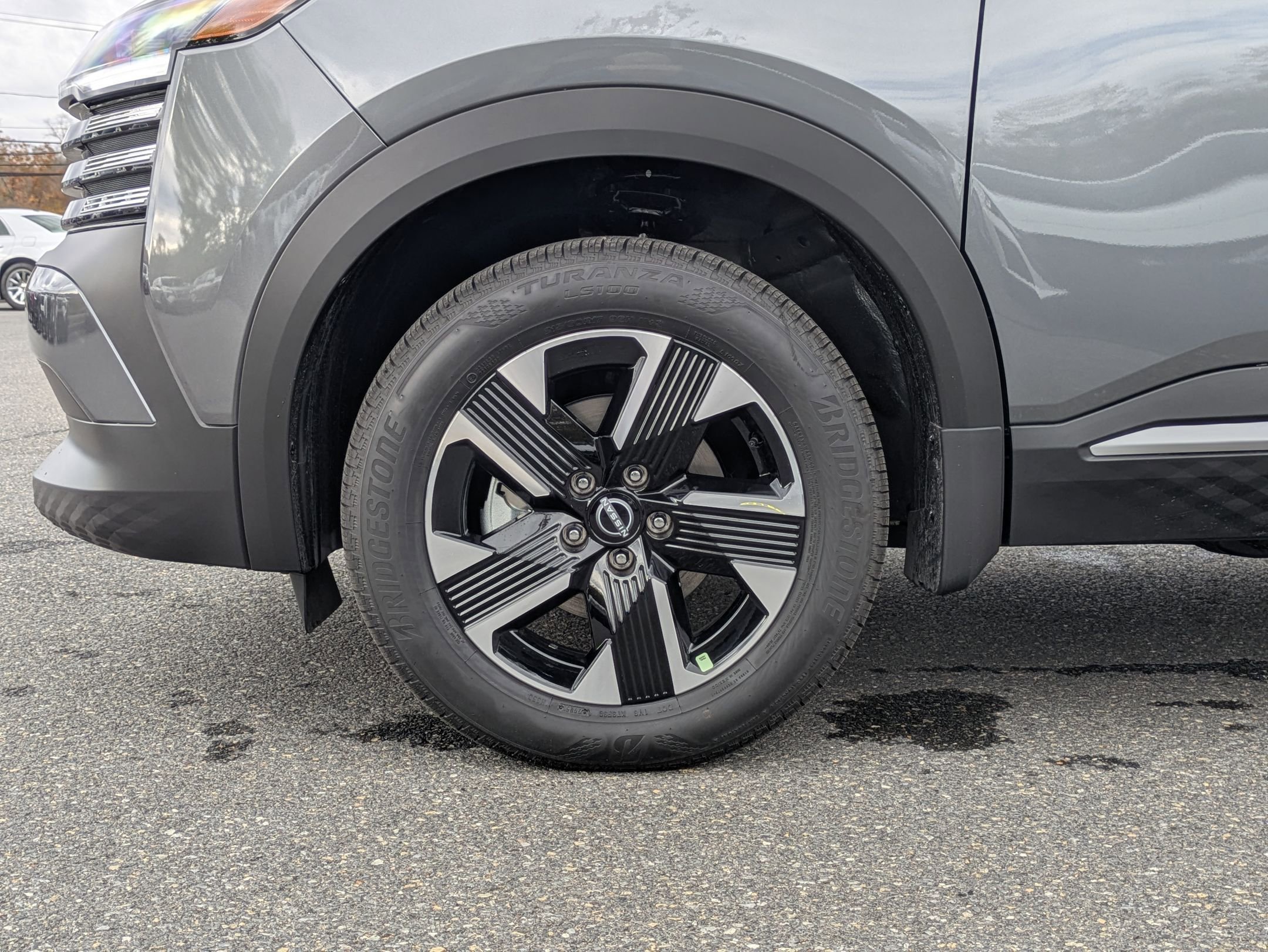 2026 Nissan Kicks SV photo 3