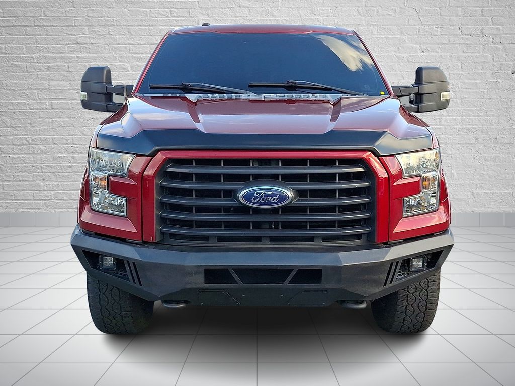 2015 Ford F-150 XLT photo 2