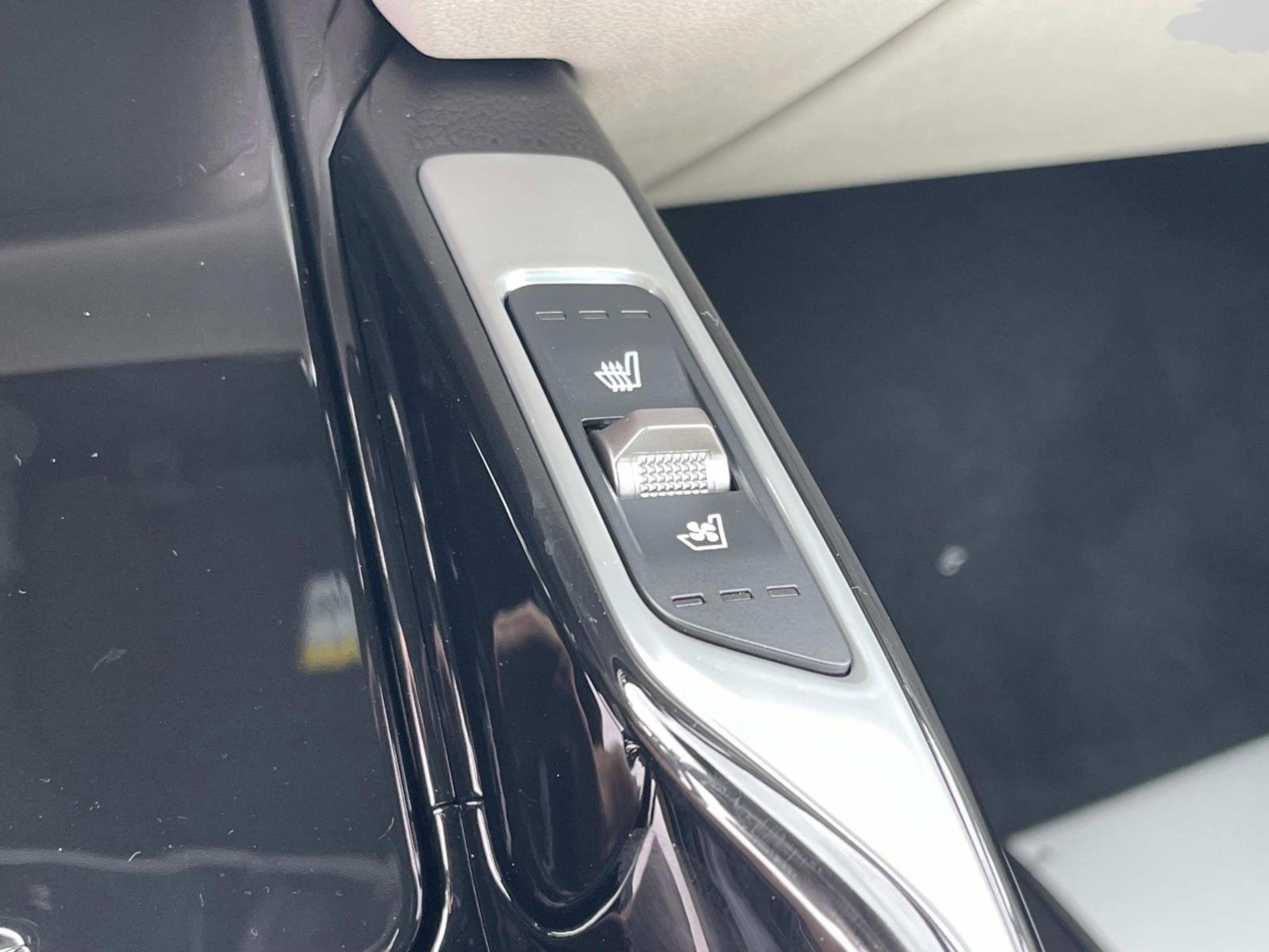 2025 Kia Sorento Hybrid SX Prestige photo 29