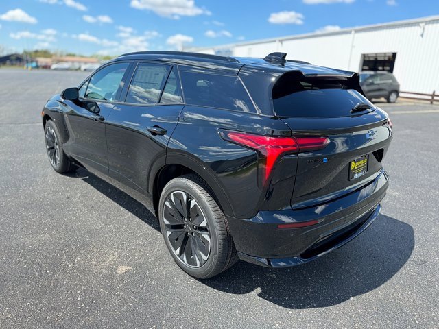 2025 Chevrolet Blazer EV RS photo 3