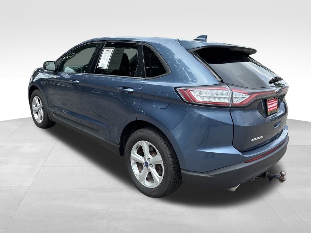 2018 Ford Edge SE photo 2