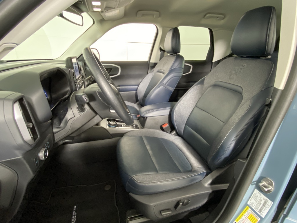 2022 Ford Bronco Sport Outer Banks photo 3