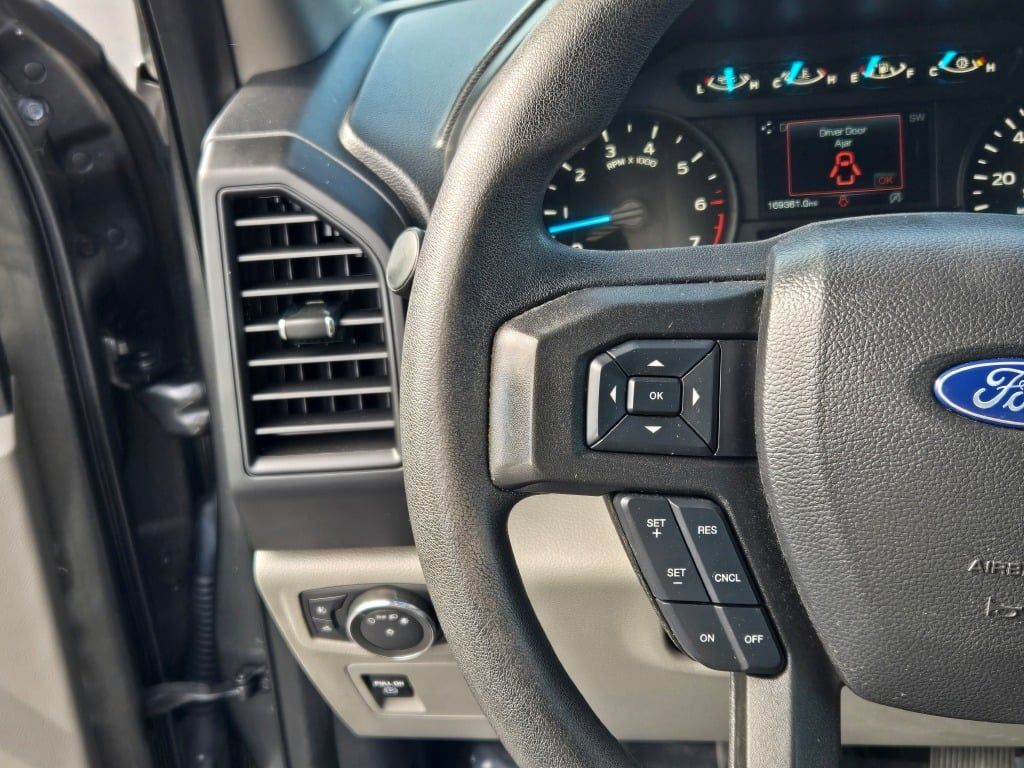 2020 Ford F-150 XL photo 25