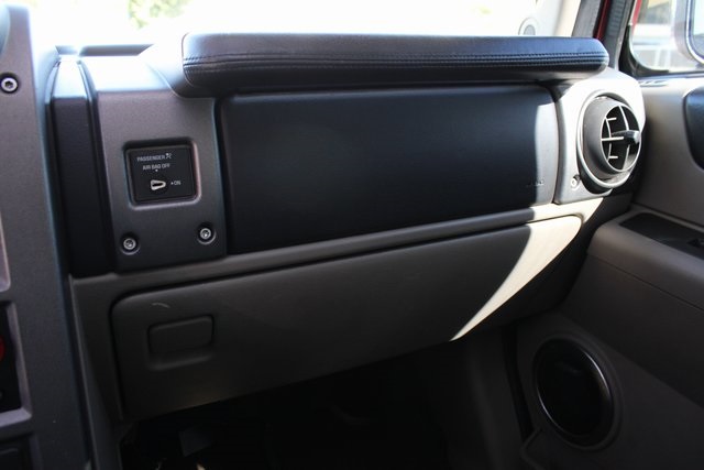 2004 Hummer H2 Base photo 32