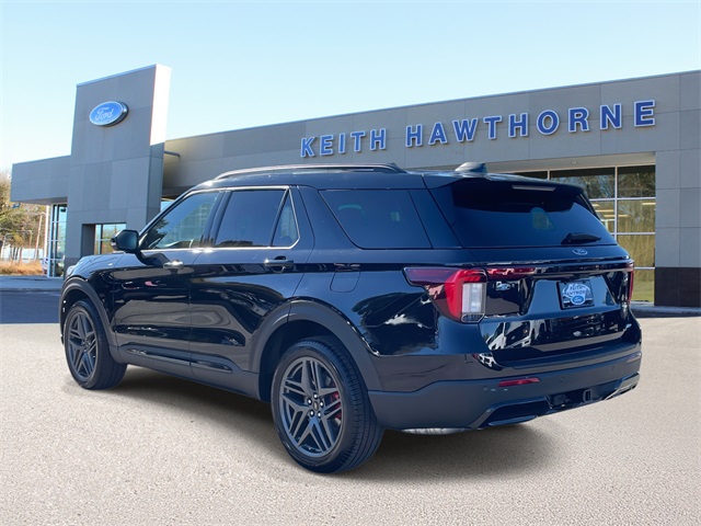2025 Ford Explorer ST-Line photo 4